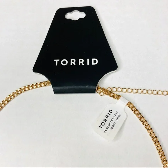 NWT Torrid gold filigree medallion statement necklace plus size fashion - Picture 5 of 6